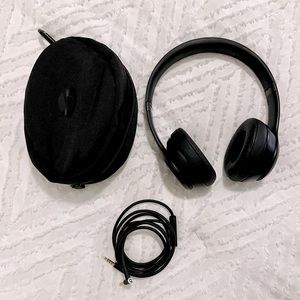 Beats by Dre Solo 3 Black Wireless Headphones